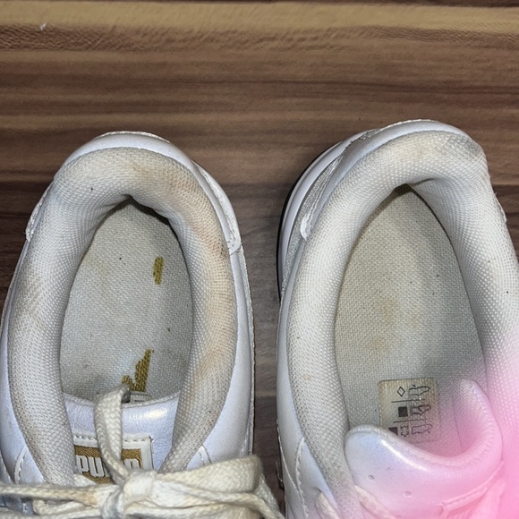Puma white shimmery sneakers. - Picture 13 of 14